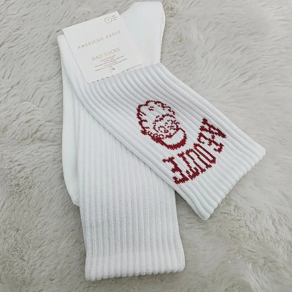 American Eagle White Red Dad’s Crew Socks NWT Mens One Size Super Soft Festive